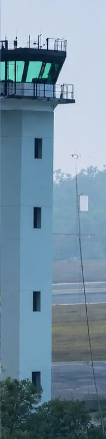 Torre de control de un aeropuerto en Guatemala